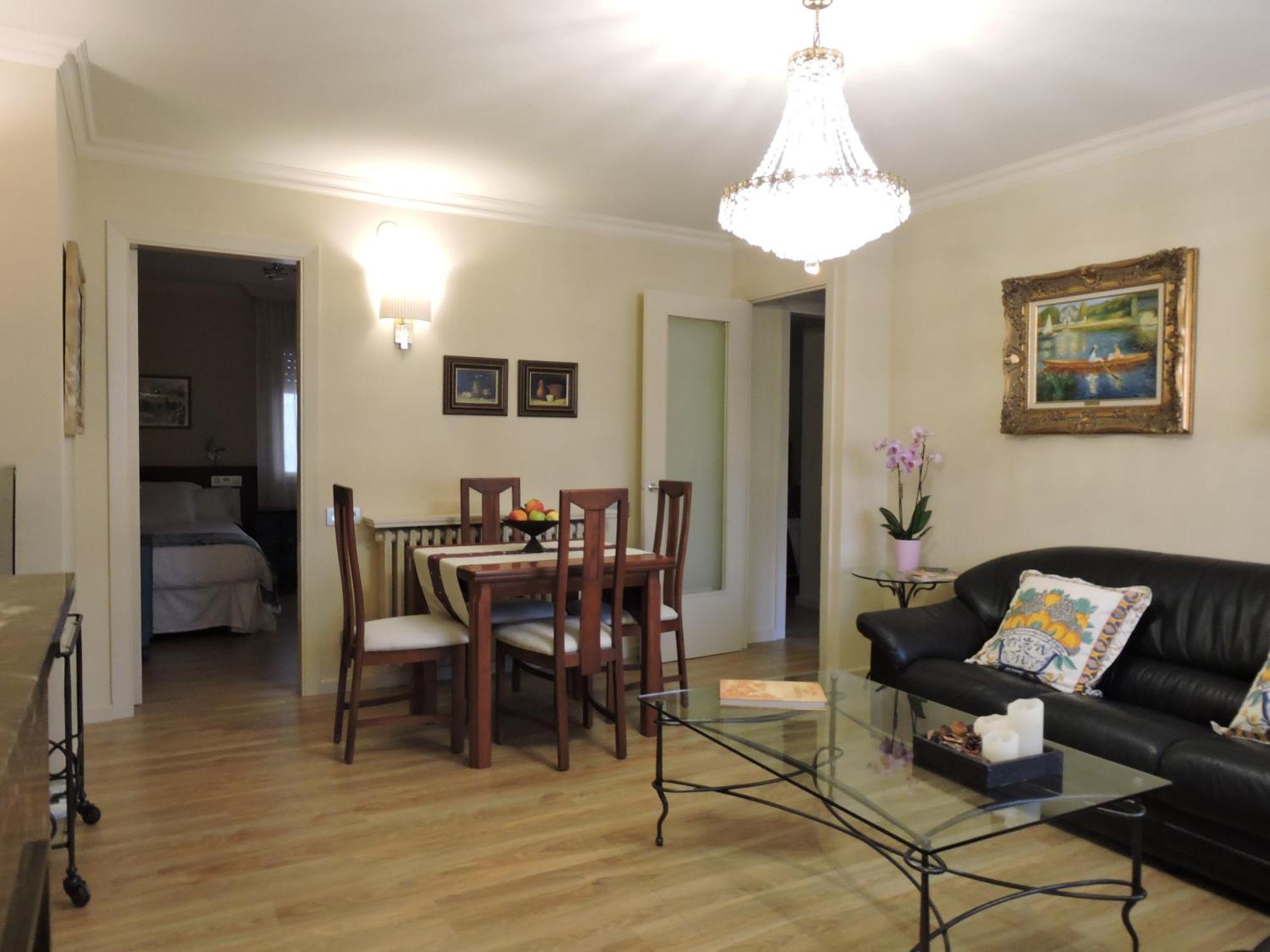 Apartament El Miracle Cardona Bagian luar foto