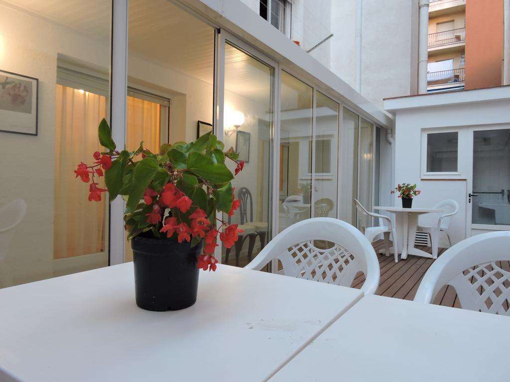 Apartament El Miracle Cardona Bagian luar foto